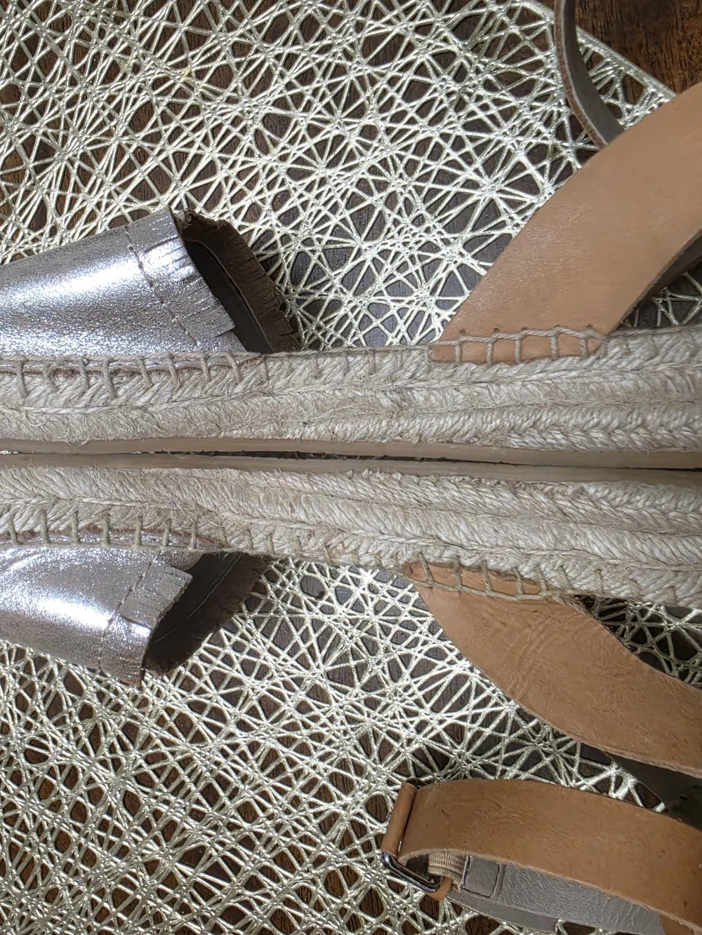 Donald J. Pliner stylish espadrille